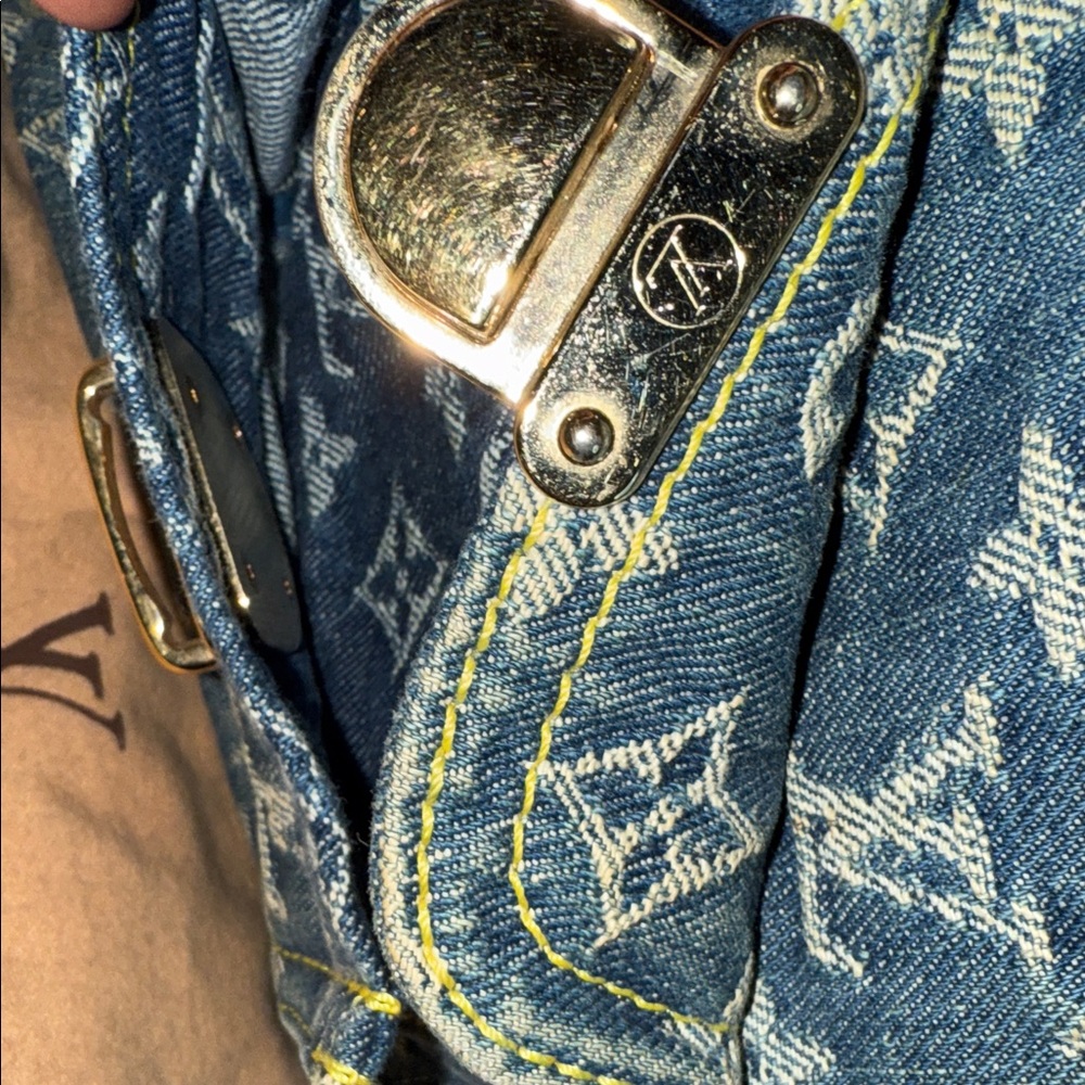 Louis Vuitton Blue Denim and Tan Leather Monogram Shoulder Bag - Picture 5 of 16